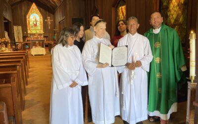 Primer certificado de bautismo bilingüe en la Diócesis de California